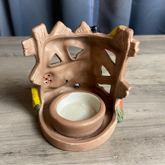 Halloween Fall witch fence flying broom Tealight Holder 4 inch ceramic VTG - Picture 4 of 7